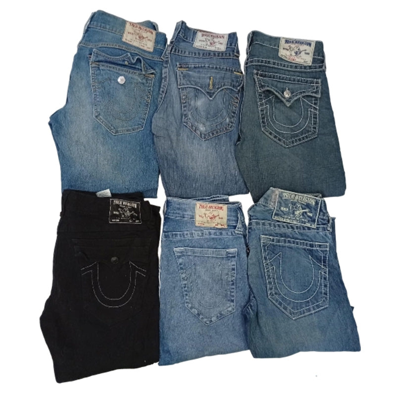 CR7637 Vintage True Religion Men's Jeans