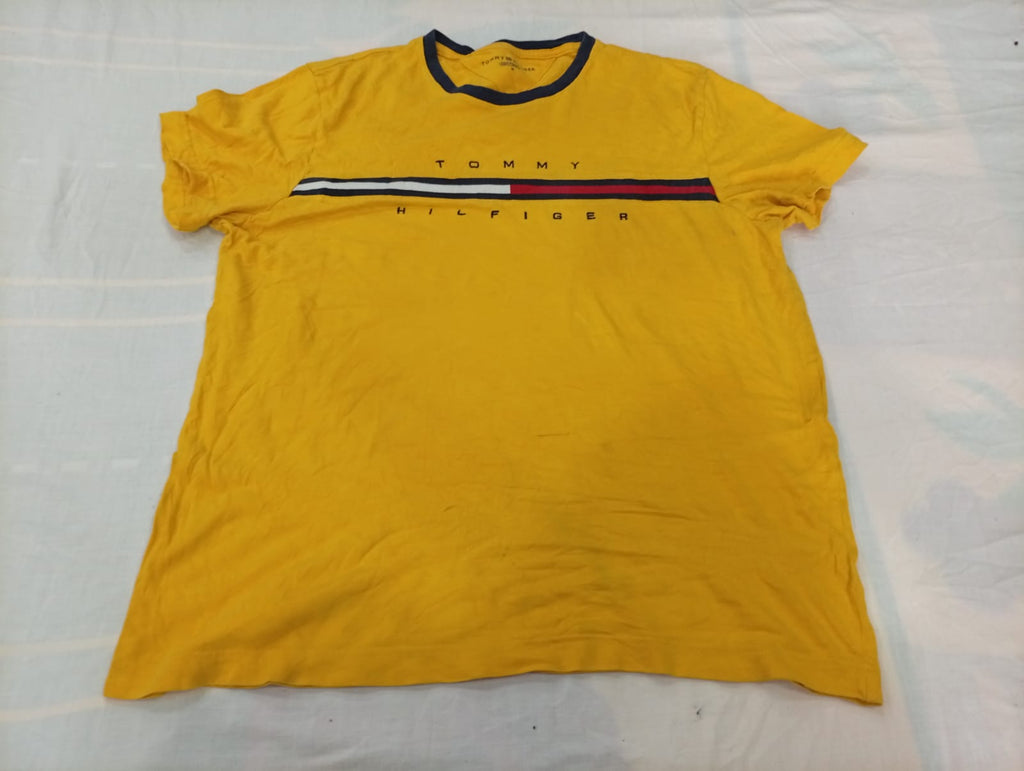 CR13154 Vintage Tommy Hilfiger T-Shirts