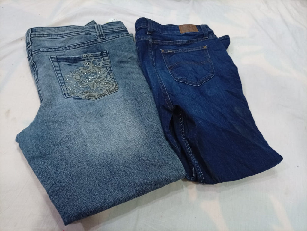 CR2210 UNBRANDED MIXED JEANS