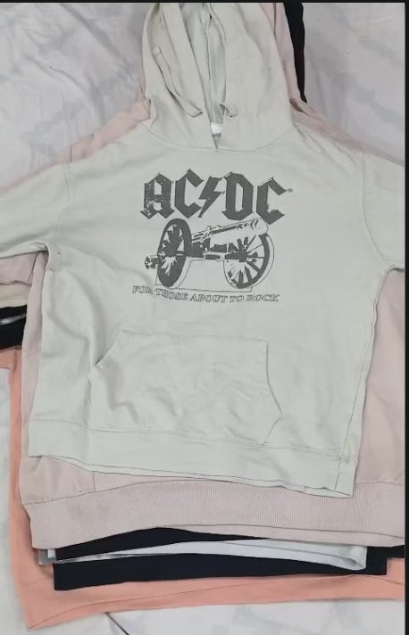 CR2144 VINTAGE MUSIC HOODIES