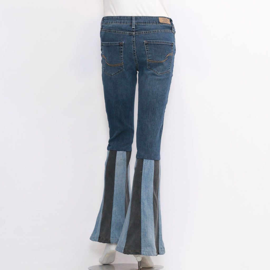 CR068 Ladies Reworked Levis Rainbow Flared