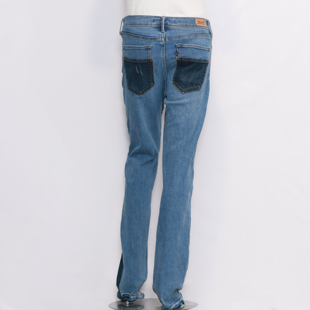 CR451 Ladies Reworked Levis Eye Catching Star Patches Jeans