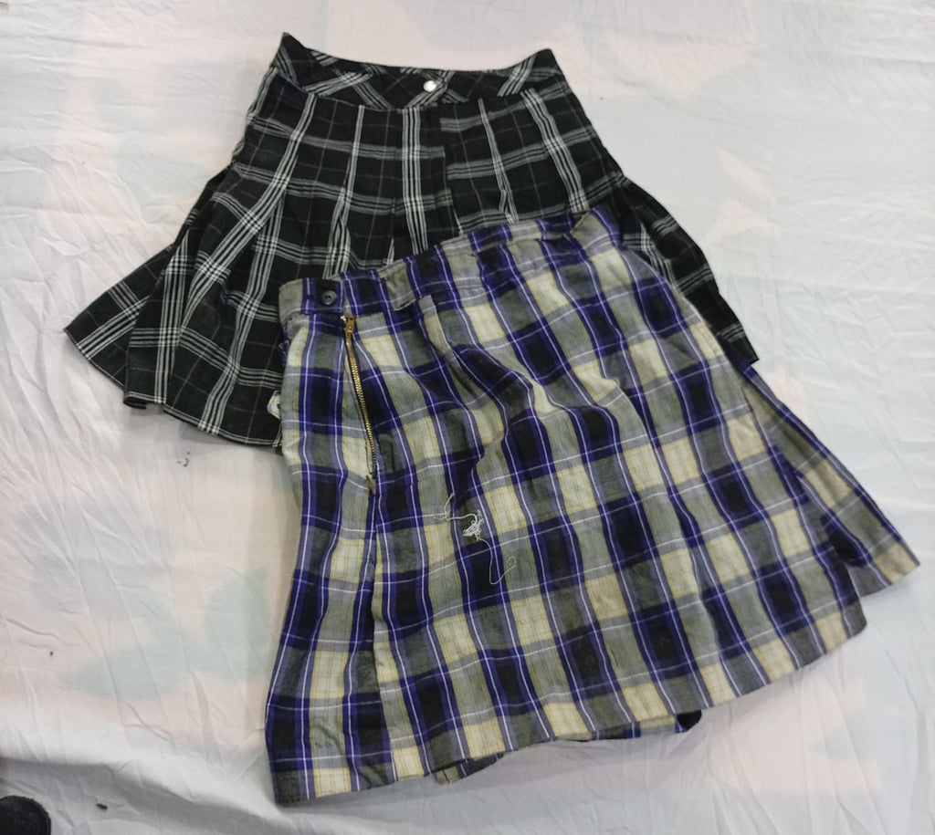 CR12335 Y2K Check Skirts