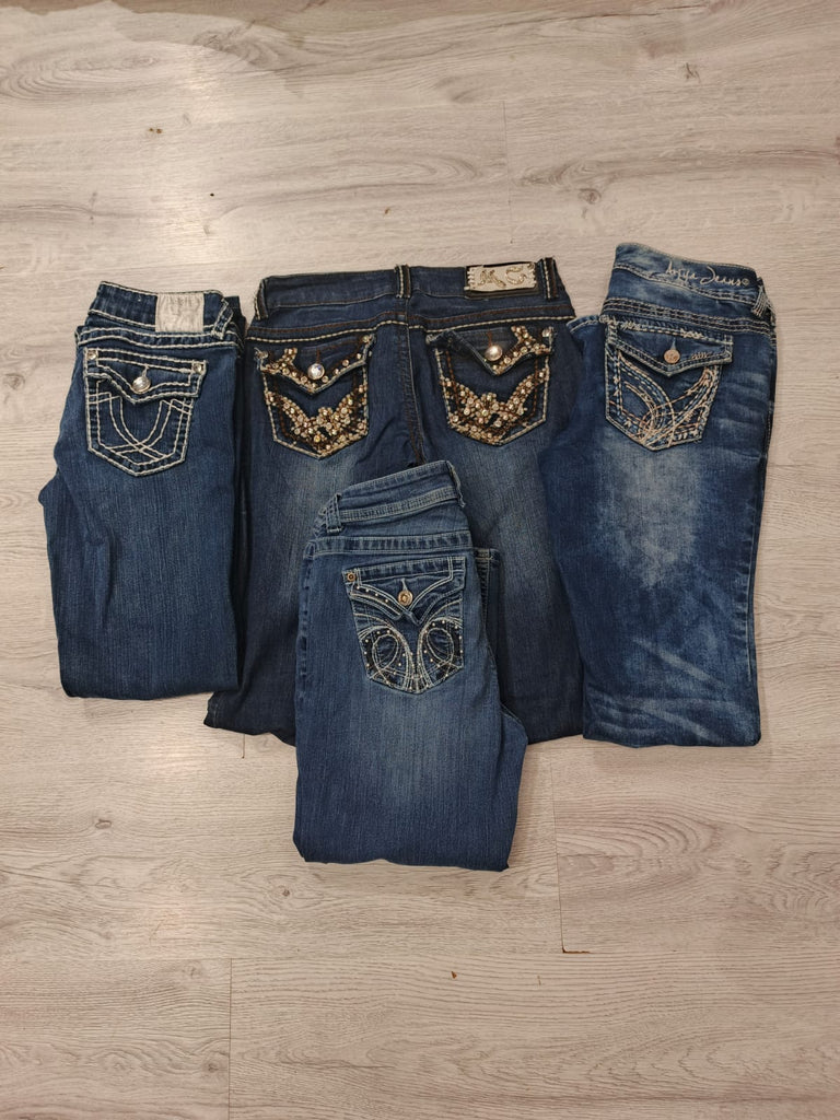 CR2208 UNBRANDED EMBELLISHED FLARE JEANS