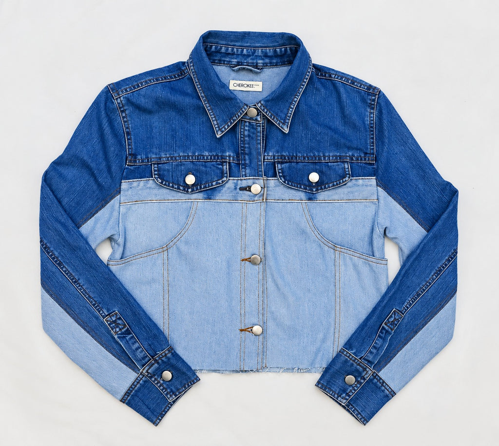 CR2254 UPCYCLED TWO-TONE DENIM CROP JACKET