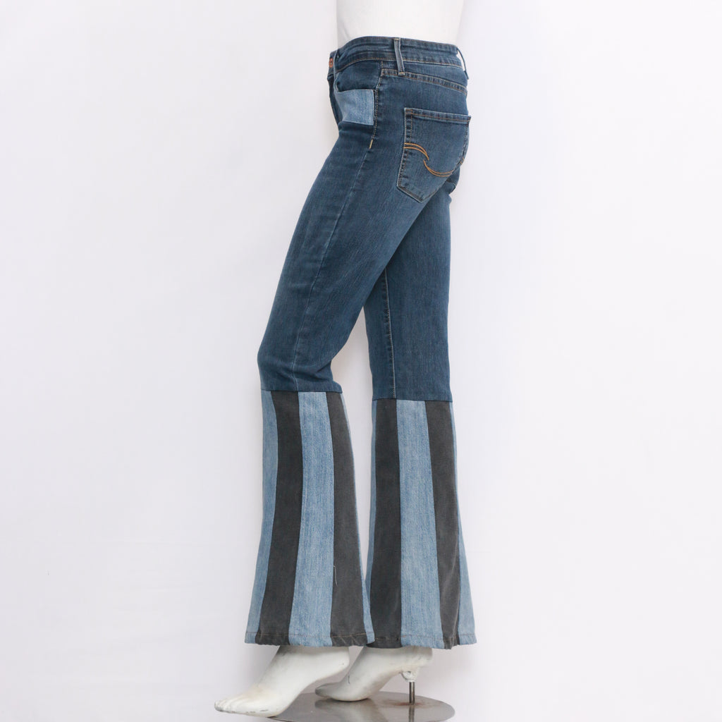 CR068 Ladies Reworked Levis Rainbow Flared
