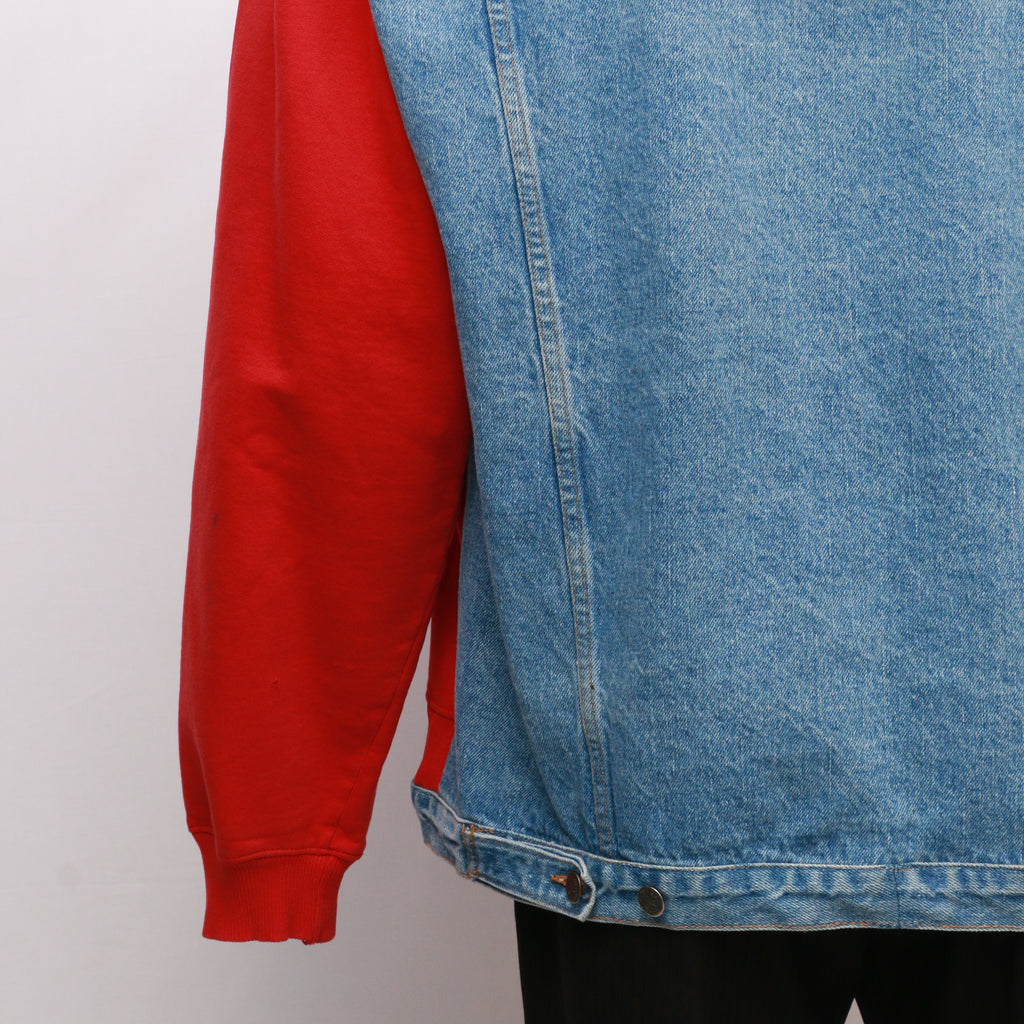 CR1038 Men Reworked Red Hood With Denim Back