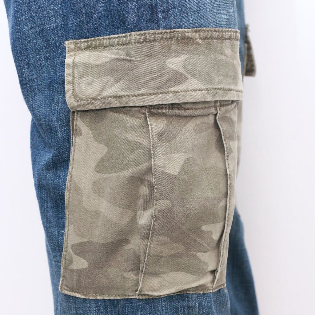 CR989 Reworked Men's Denim Jeans with Camo Fly and Cargo Pockets