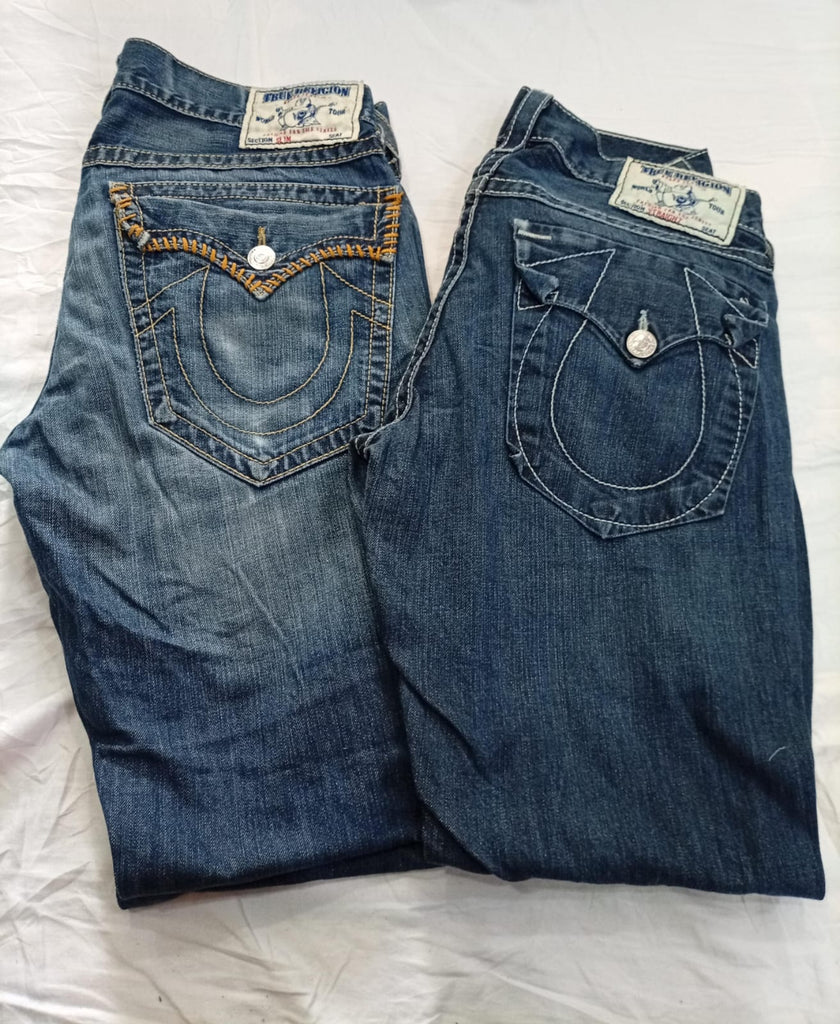 CR12706 Vintage True Religion Men’s Jeans