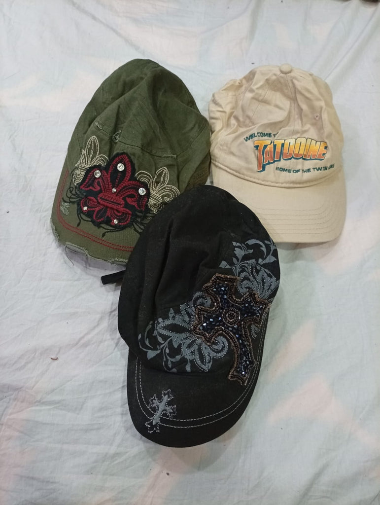 CR11696 Vintage Mix-Branded Caps