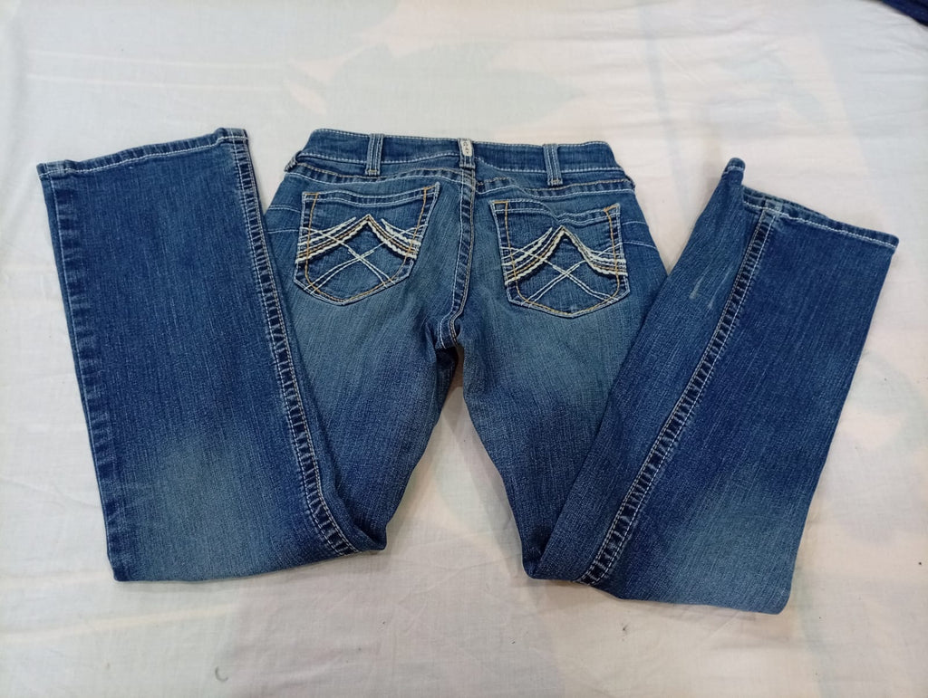 CR13209 Y2K Ariat Jeans