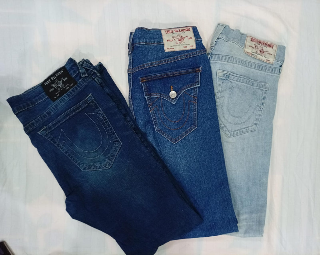 CR12306 Vintage True Religion Men’s Jeans