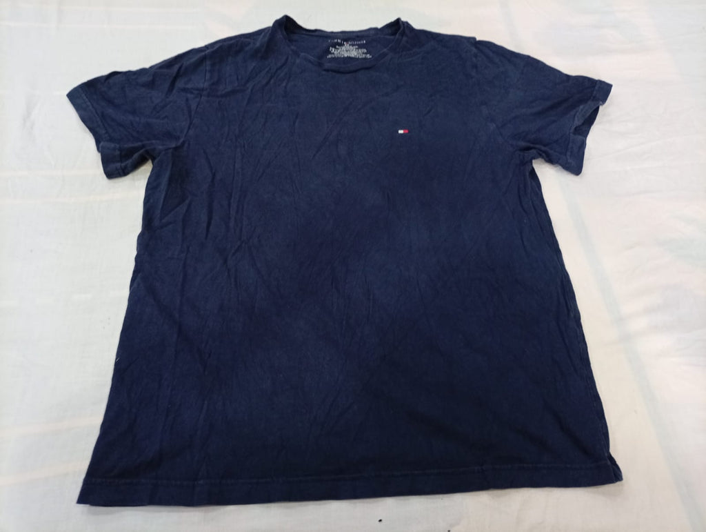 CR13154 Vintage Tommy Hilfiger T-Shirts
