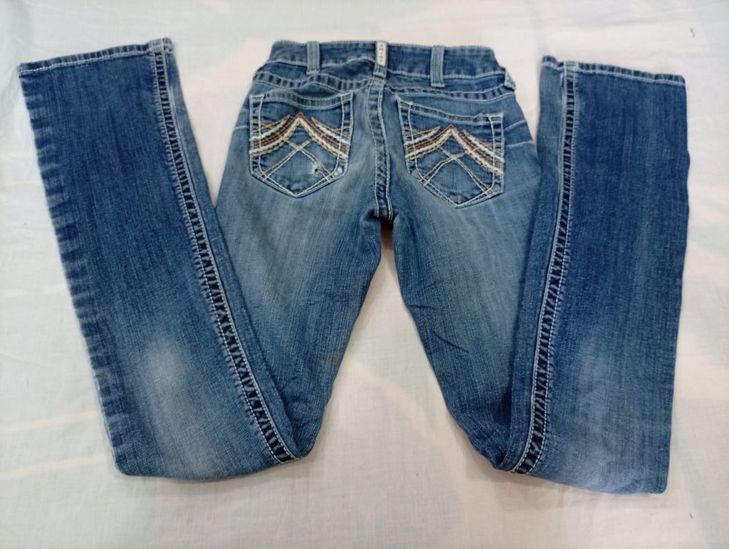 CR13208 Y2K Ariat Jeans