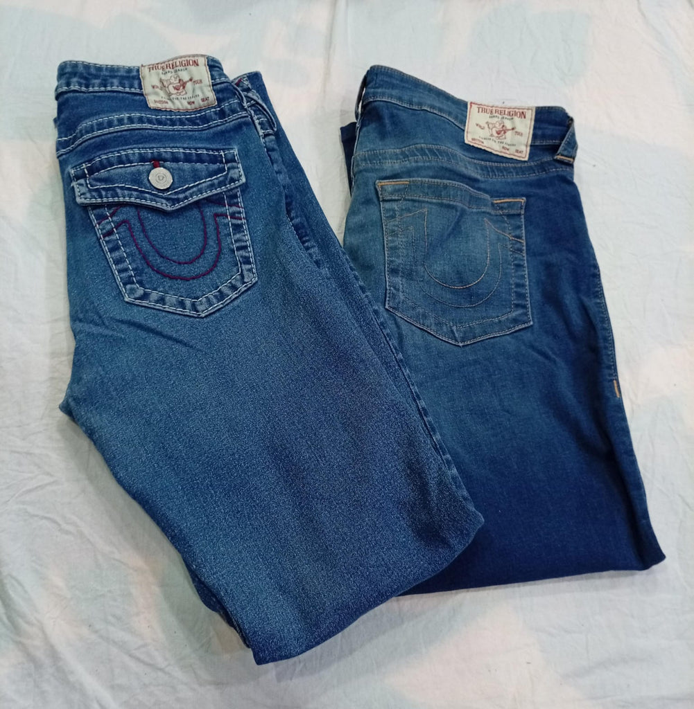 CR11523 Vintage True Religion Flare Jeans