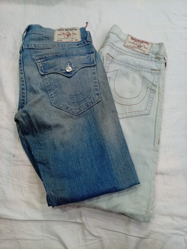 CR12532 Vintage True Religion Men’s Jeans