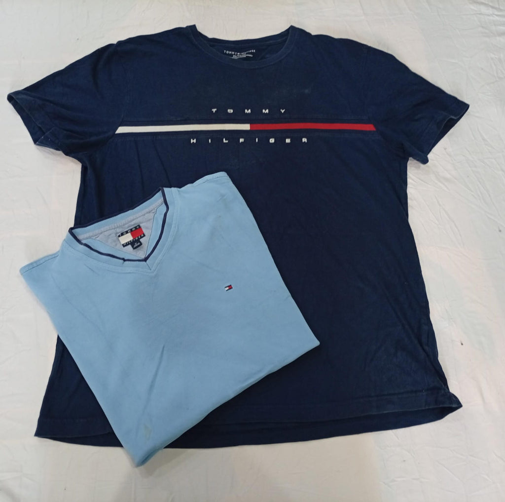 CR12456 Vintage Tommy Hilfiger T-Shirts