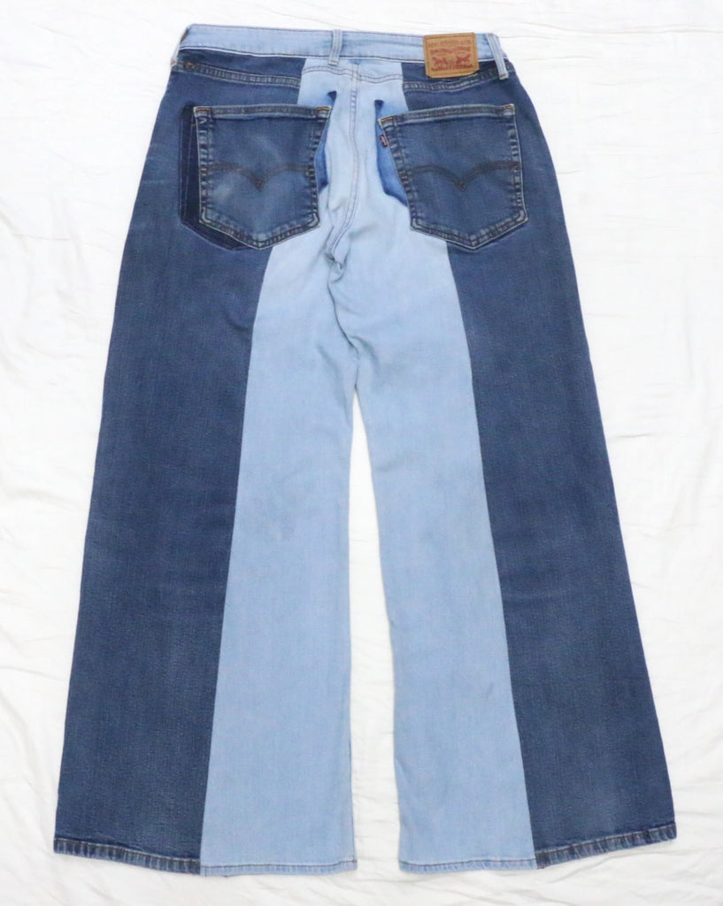 CR2202 UPCYCLED TWO-TONE DENIM PANEL WIDE-LEG JEANS