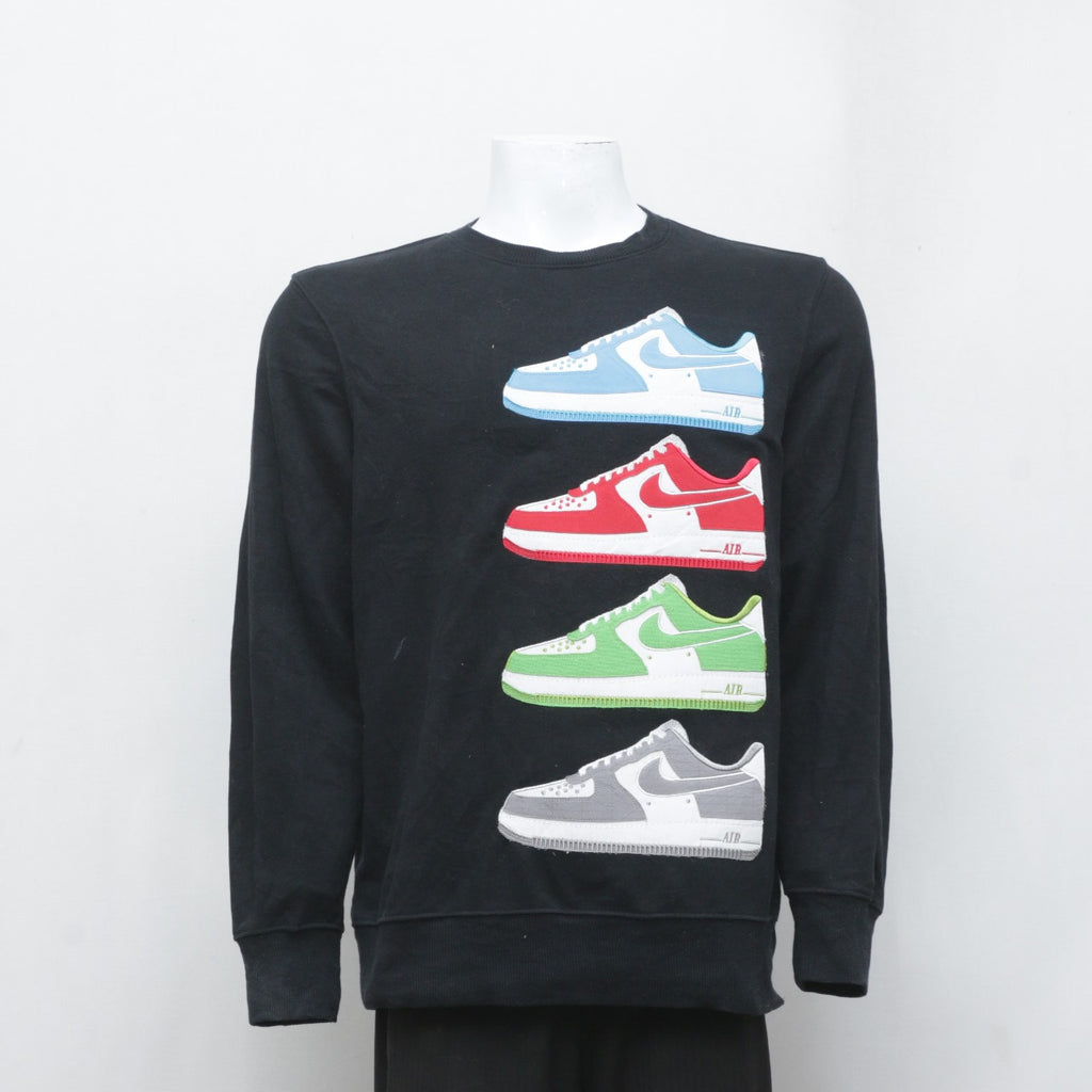 Reworked Sweatshirt with Embroidered Sneaker