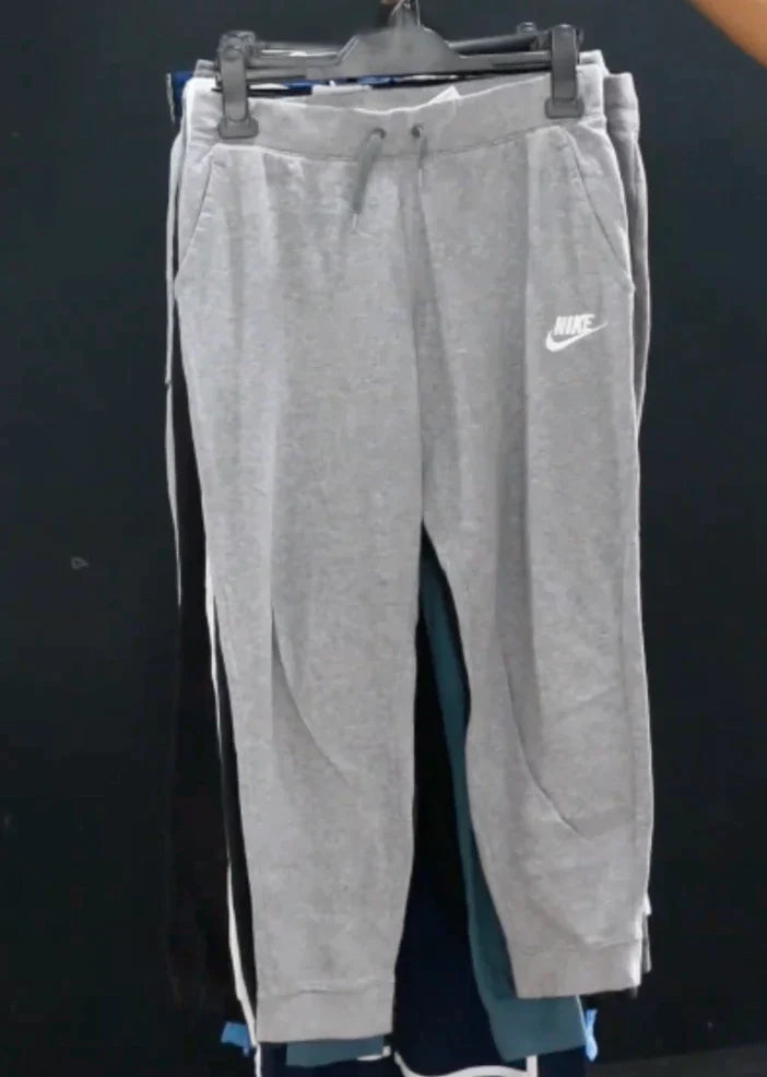 Nike Relaxed Fit Jogging Trousers