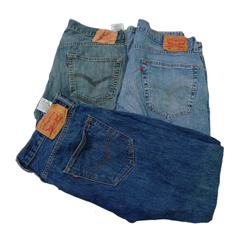 CR8453 VINTAGE LEVI'S MEN JEANS
