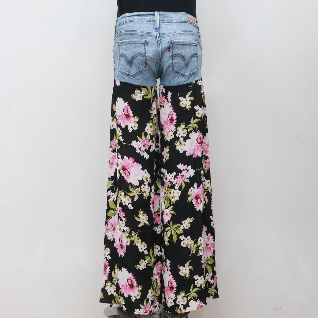 CR1329 Reworked Ladies Denim Pants With Inserted Flares