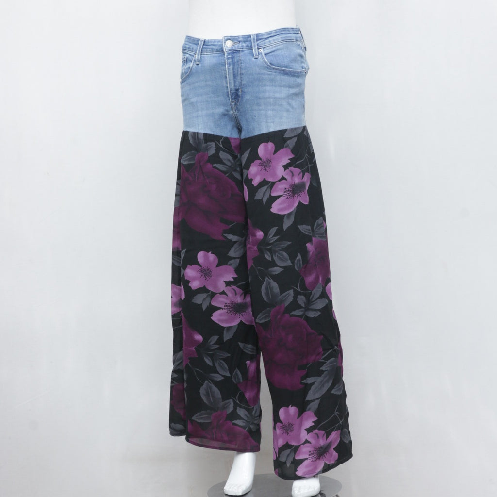 CR3229 Reworked Ladies Levi's Denim Pants With Inserted Flares
