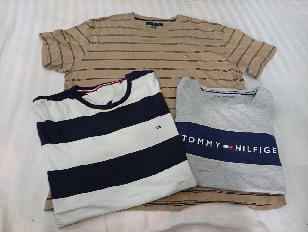 CR12264 Vintage Tommy Hilfiger T-Shirts