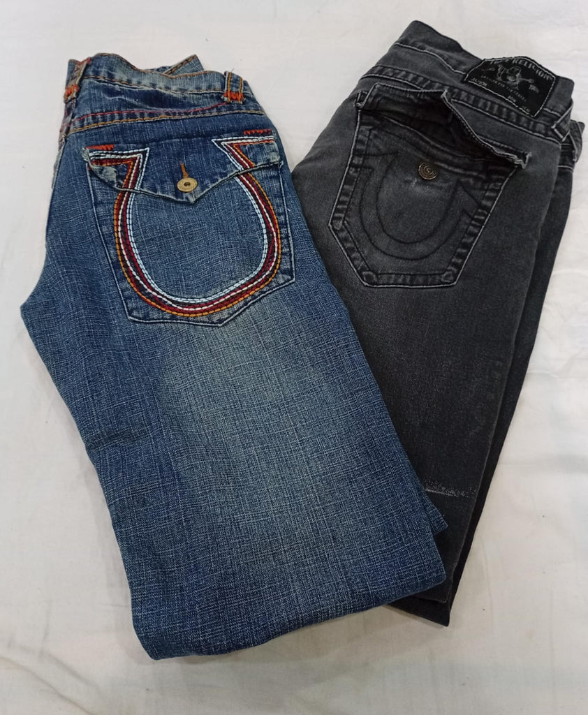 CR12803 Vintage True Religion Men’s Jeans