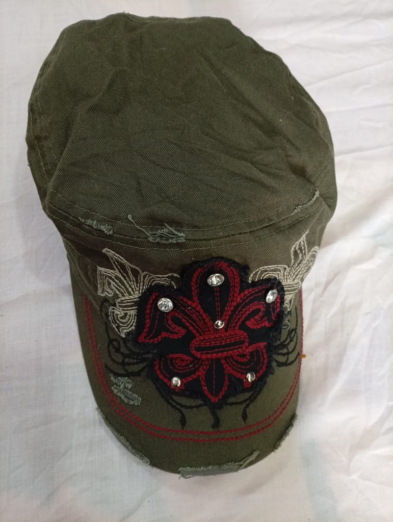 CR13143 Vintage Mix Branded Caps