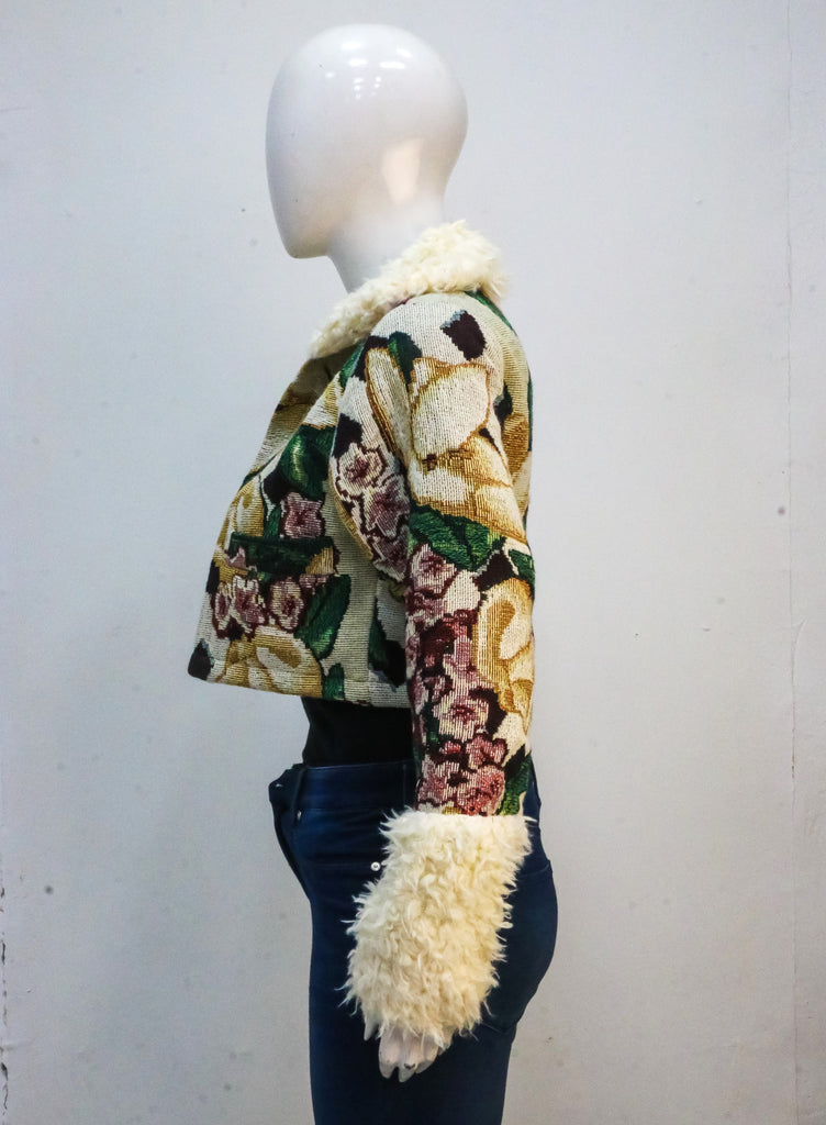 CR2290 UPCYCLED TAPESTRY & SHERPA CROP JACKET