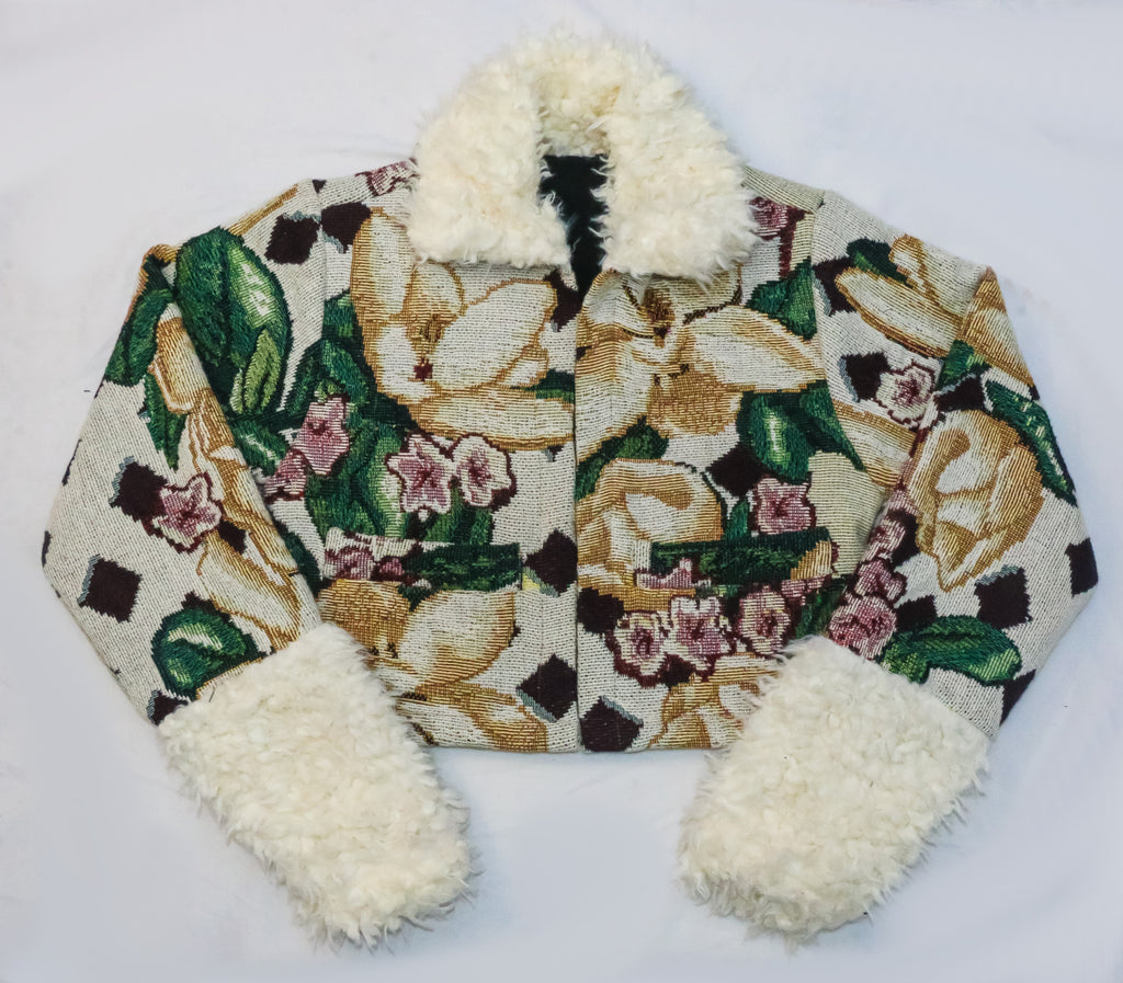 CR2290 UPCYCLED TAPESTRY & SHERPA CROP JACKET