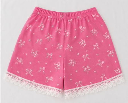 Upcycled Floral Lace-Trim Shorts in  mixed sizes and colours, Grade A/B.