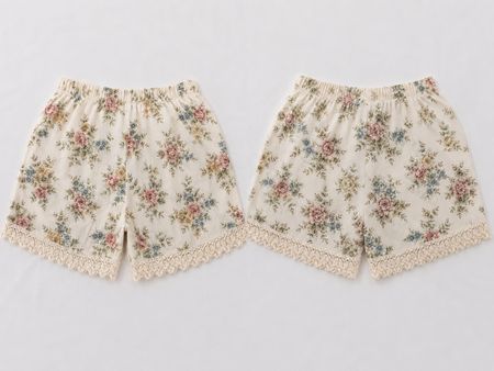 Upcycled Floral Lace-Trim Shorts in  mixed sizes and colours, Grade A/B.