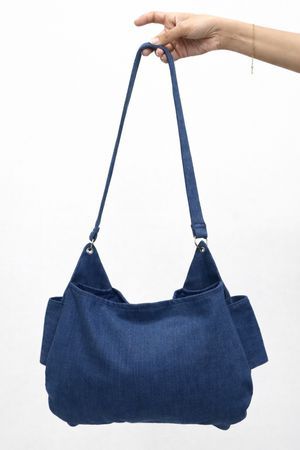 Upcycled Denim Bow-Detail Shoulder Bags   in mixed sizes and colours, Grade A/B.