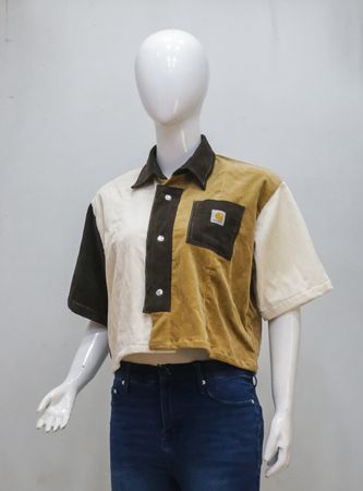 Upcycled Carhartt Colourblock Cropped Shirts  in mixed sizes and colours, Grade A/B.