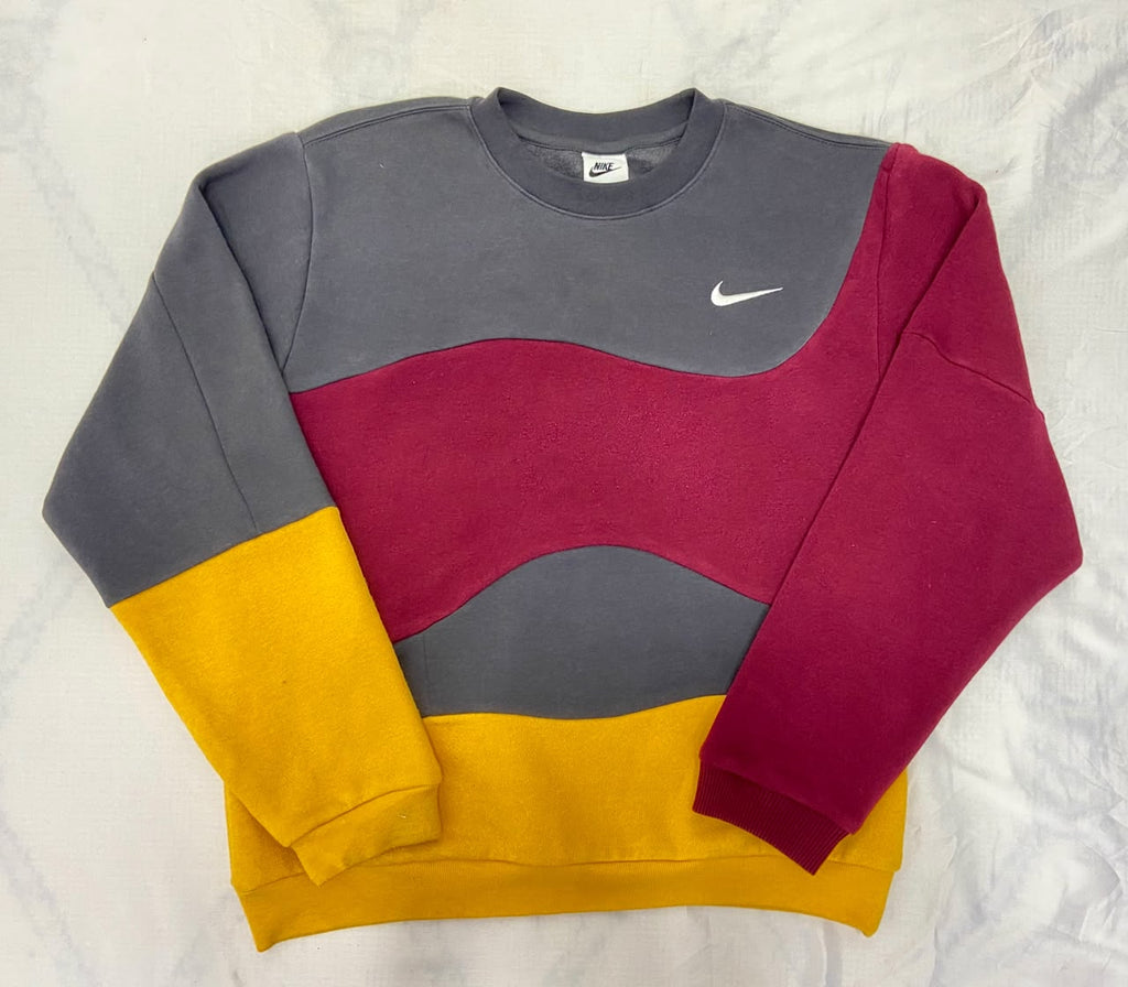 Upcycled Nike Wave Panel Crewneck Sweatshirts in mix Colours and Sizes.Grade A/B.