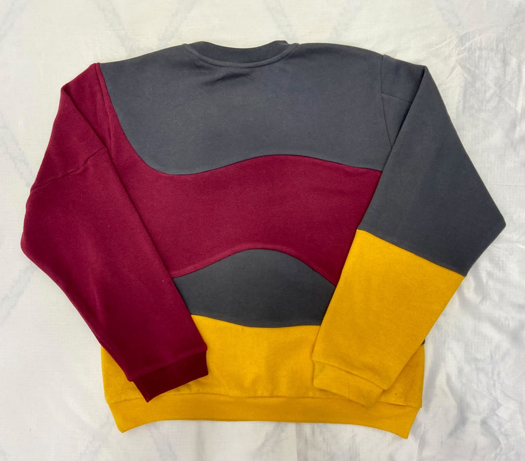 Upcycled Nike Wave Panel Crewneck Sweatshirts in mix Colours and Sizes.Grade A/B.