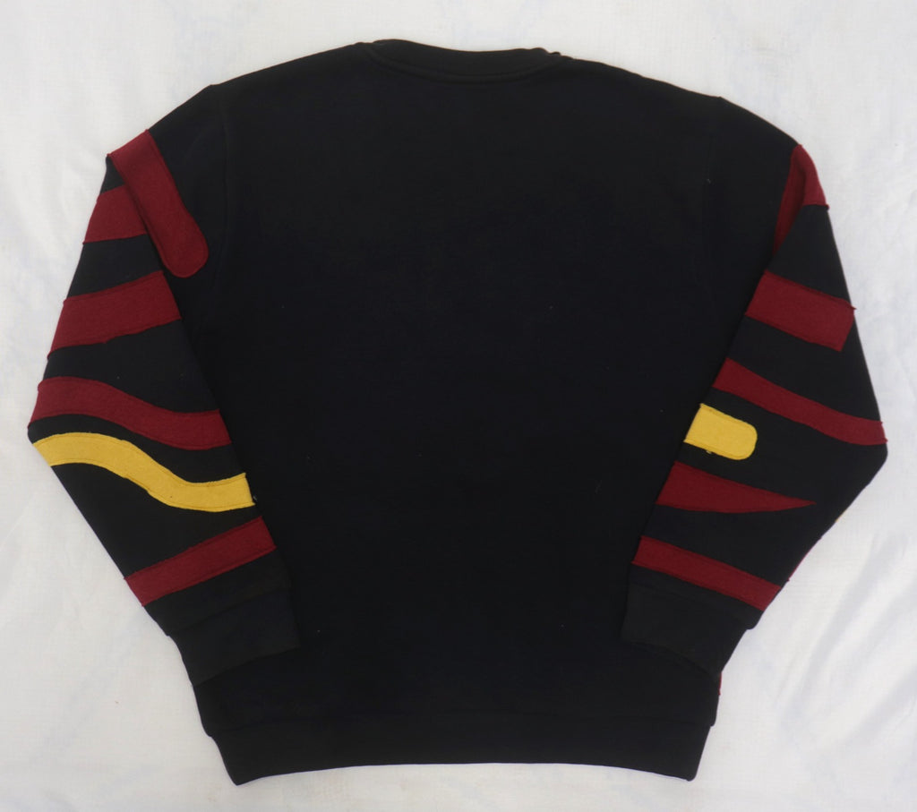 Upcycled Nike Abstract Flame-Panel Crewneck Sweatshirts in mixed sizes and colours, Grade A/B.