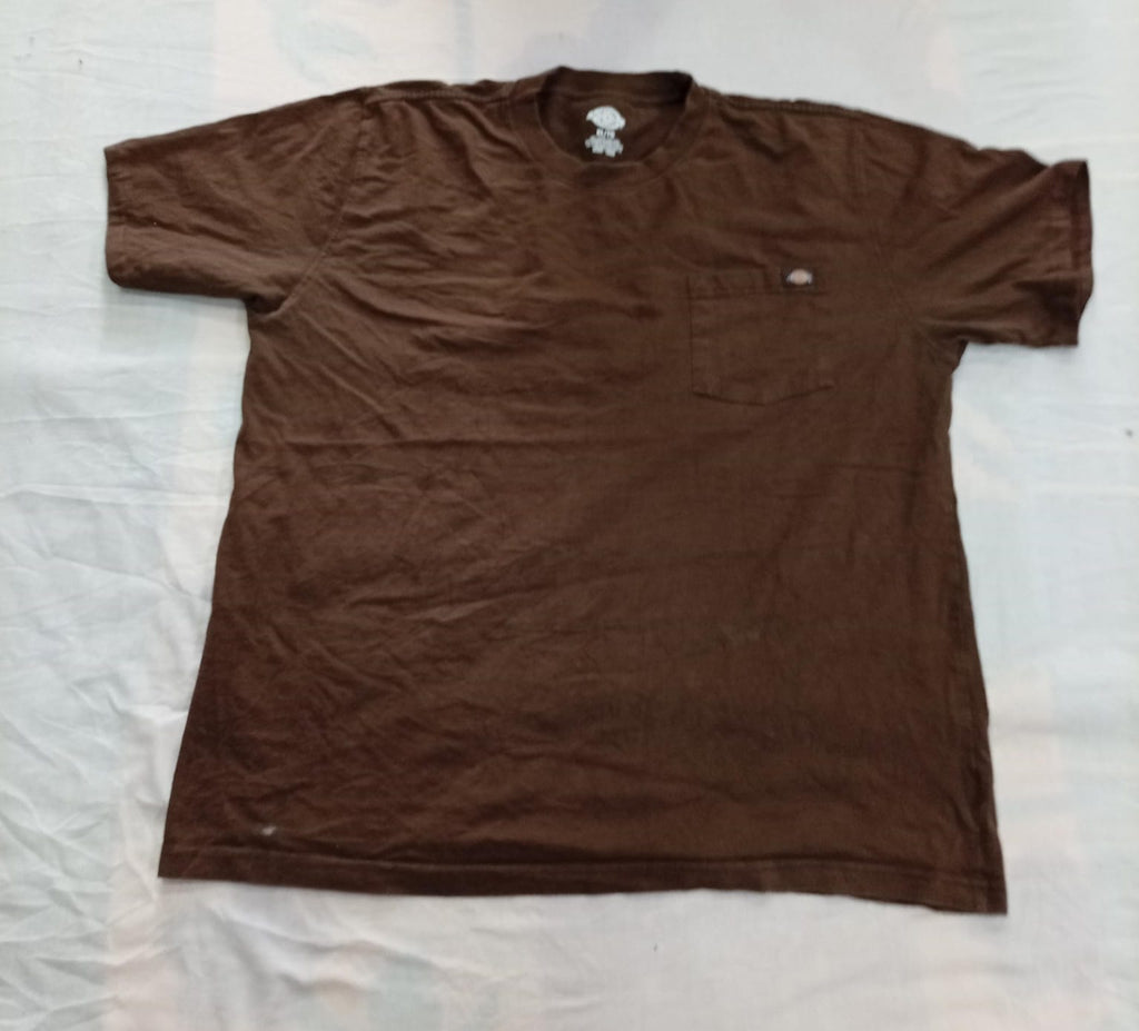 Vintage Dickies T-Shirts Bundle in mixed sizes and colours. Grade B/C.