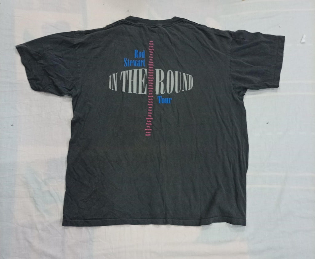 Vintage Single Stitch T-Shirts bundle in mixed sizes and colours. Grade B/C.