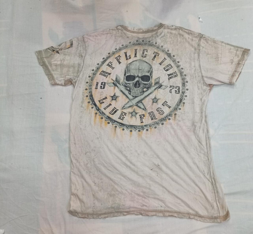 Vintage Skull t-shirts bundle in mixed sizes and colours. Grade B/C