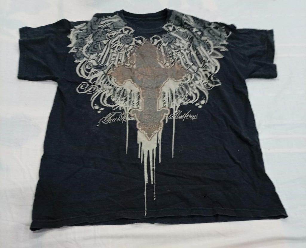 Vintage Skull t-shirts bundle in mixed sizes and colours. Grade B/C