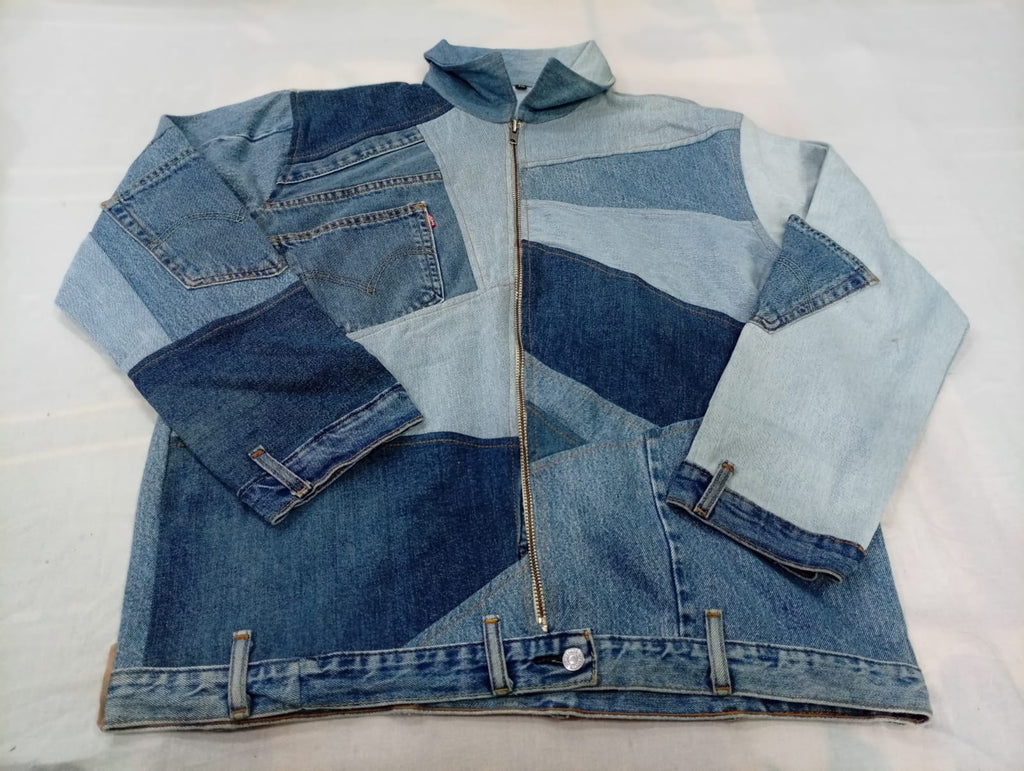  Upcycled Levi's Crop Mix Style Demin jackets in mixed colours and sizes, Grade A/B/C.