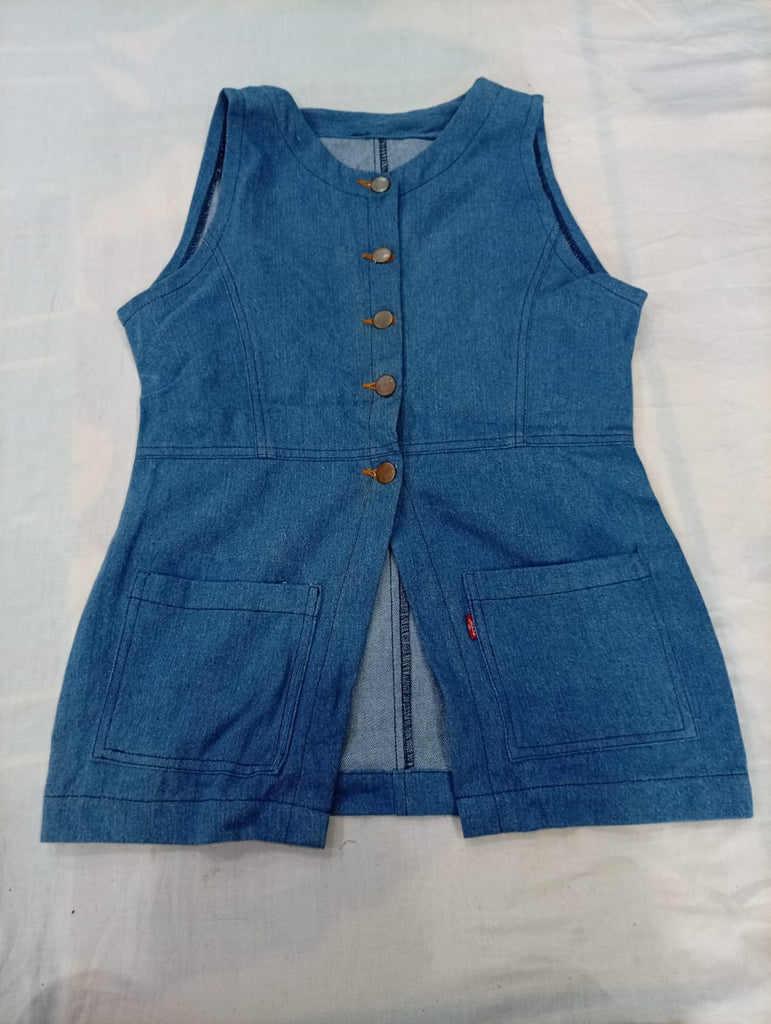Upcycled Levi's Mixed Style Denim Jackets in mixed sizes and colours, Grade A/B/C.