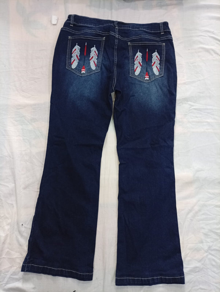 Y2K Flare Jeans Bundle in mixed sizes and colours. Grade A/B/C. 