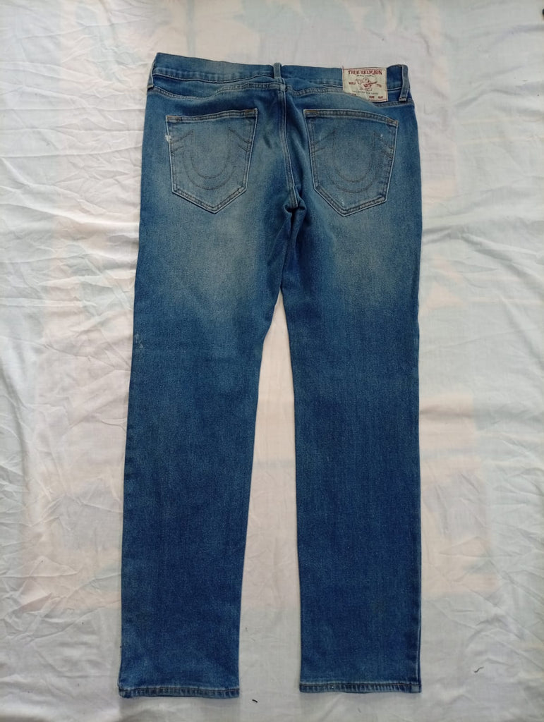 Vintage True Religion Men Jeans Bundle in mixed sizes and colours. Grade B/C.