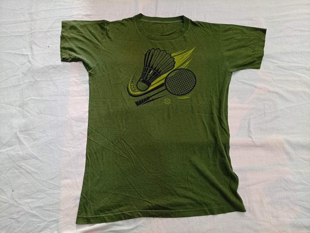 Vintage Single Stitch T-Shirts Bundle in mixed sizes and colours. Grade A/B/C. 