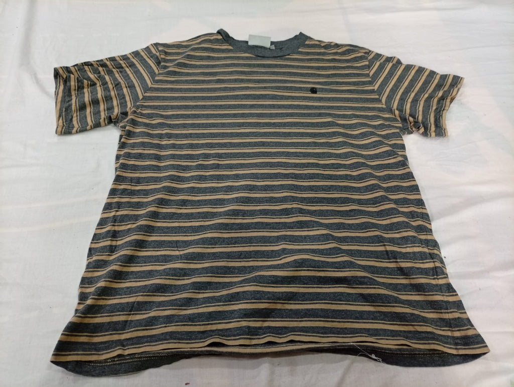 Vintage Carhartt T-Shirts Bundle in mixed sizes and colours. Grade B/C. 