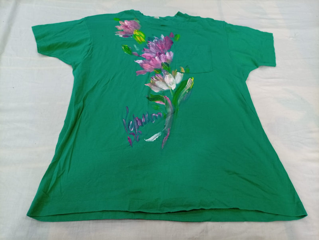 Vintage Single Stitch T-Shirts Bundle in mixed sizes and colours. Grade B/C. 